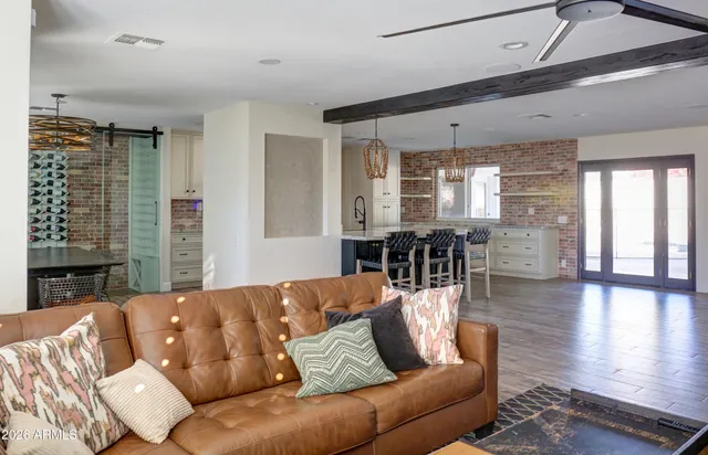 $8,000 | 2016 East State Avenue, Phoenix, AZ 85020