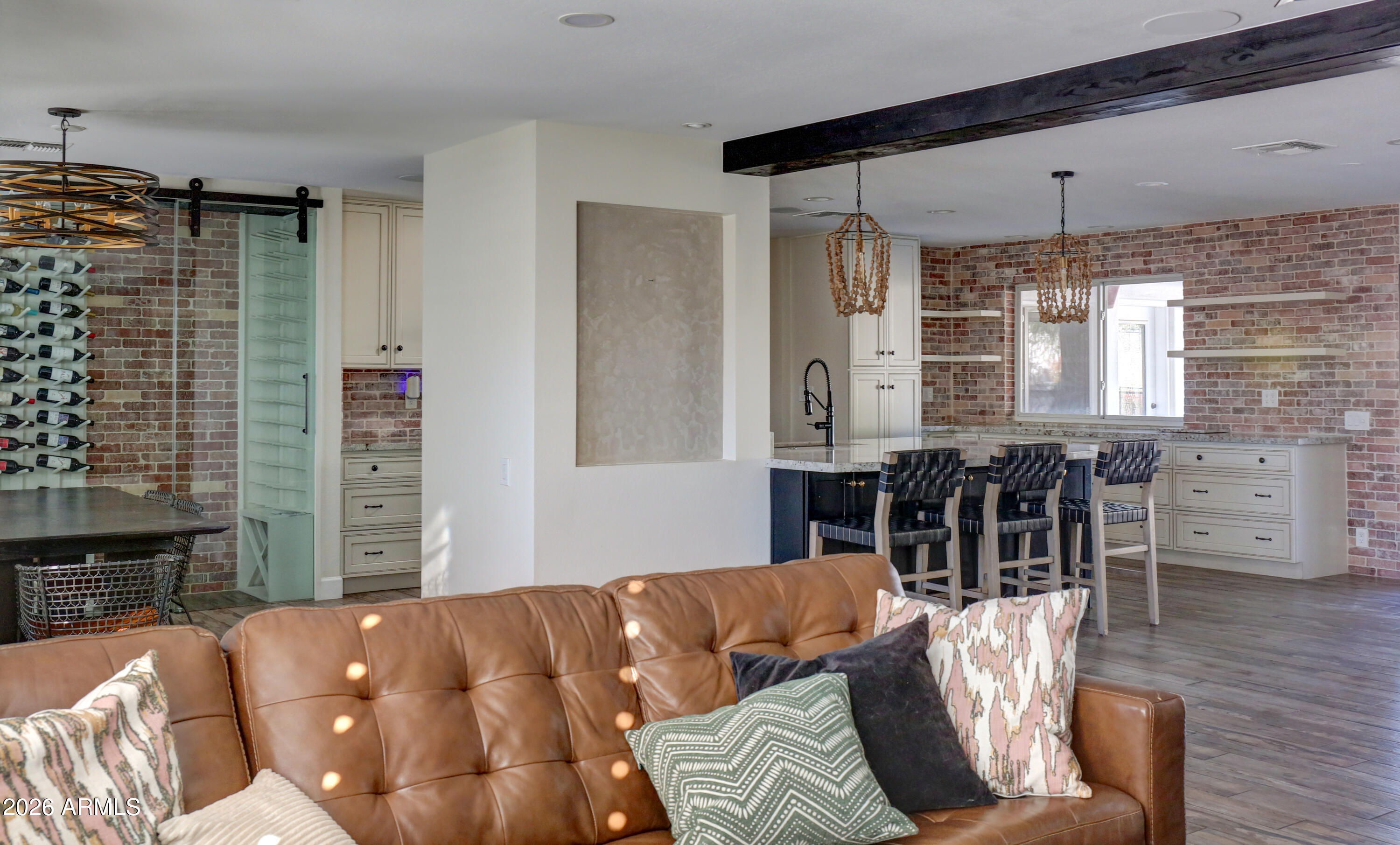 2016 East State Avenue Phoenix, AZ 85020 - Photo 36 of 56 5D3A1367_8_9