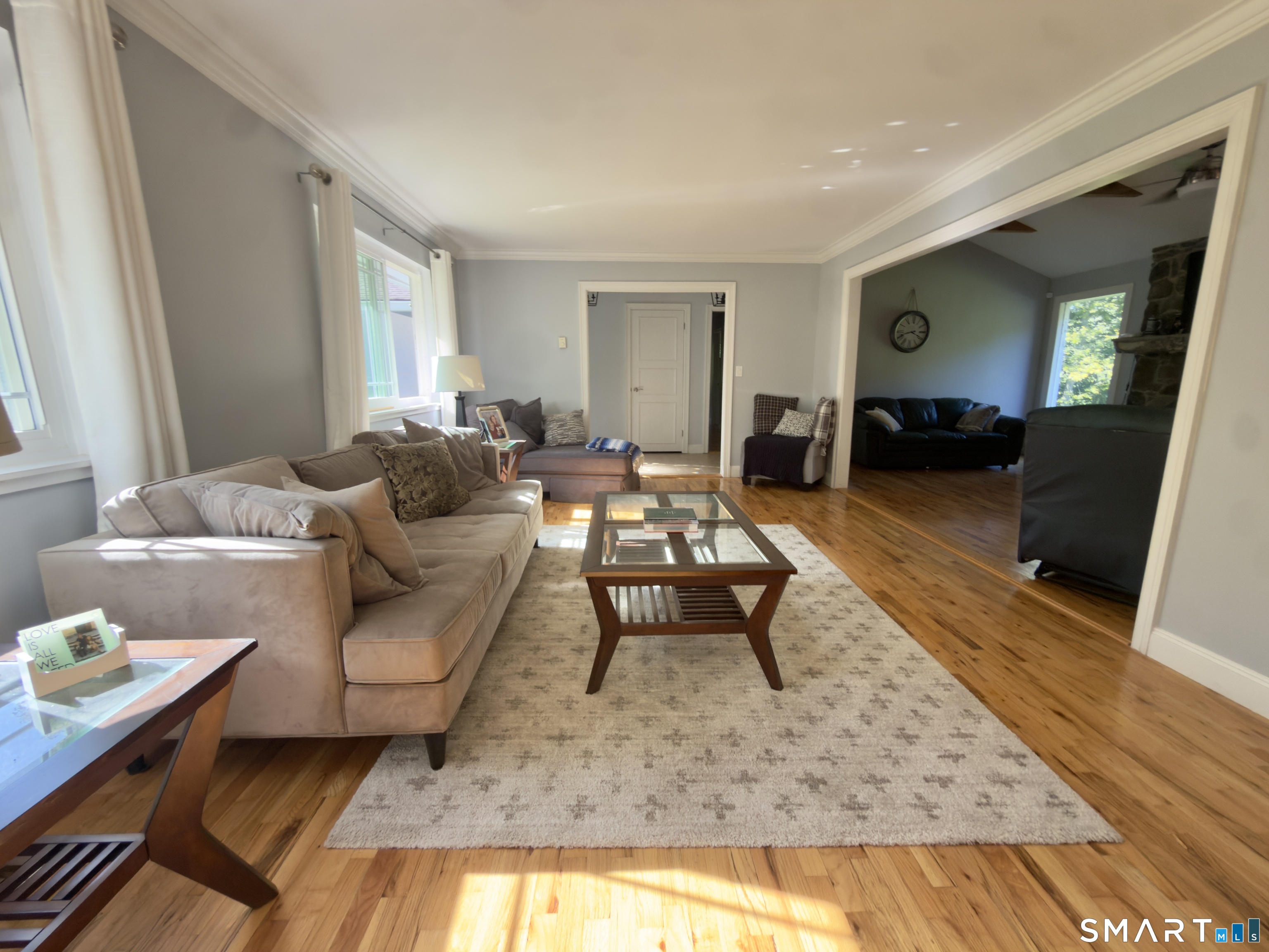 8 Signal Hill Road Brookfield, CT 06804 - Photo 2 of 18 Gallery Image 2