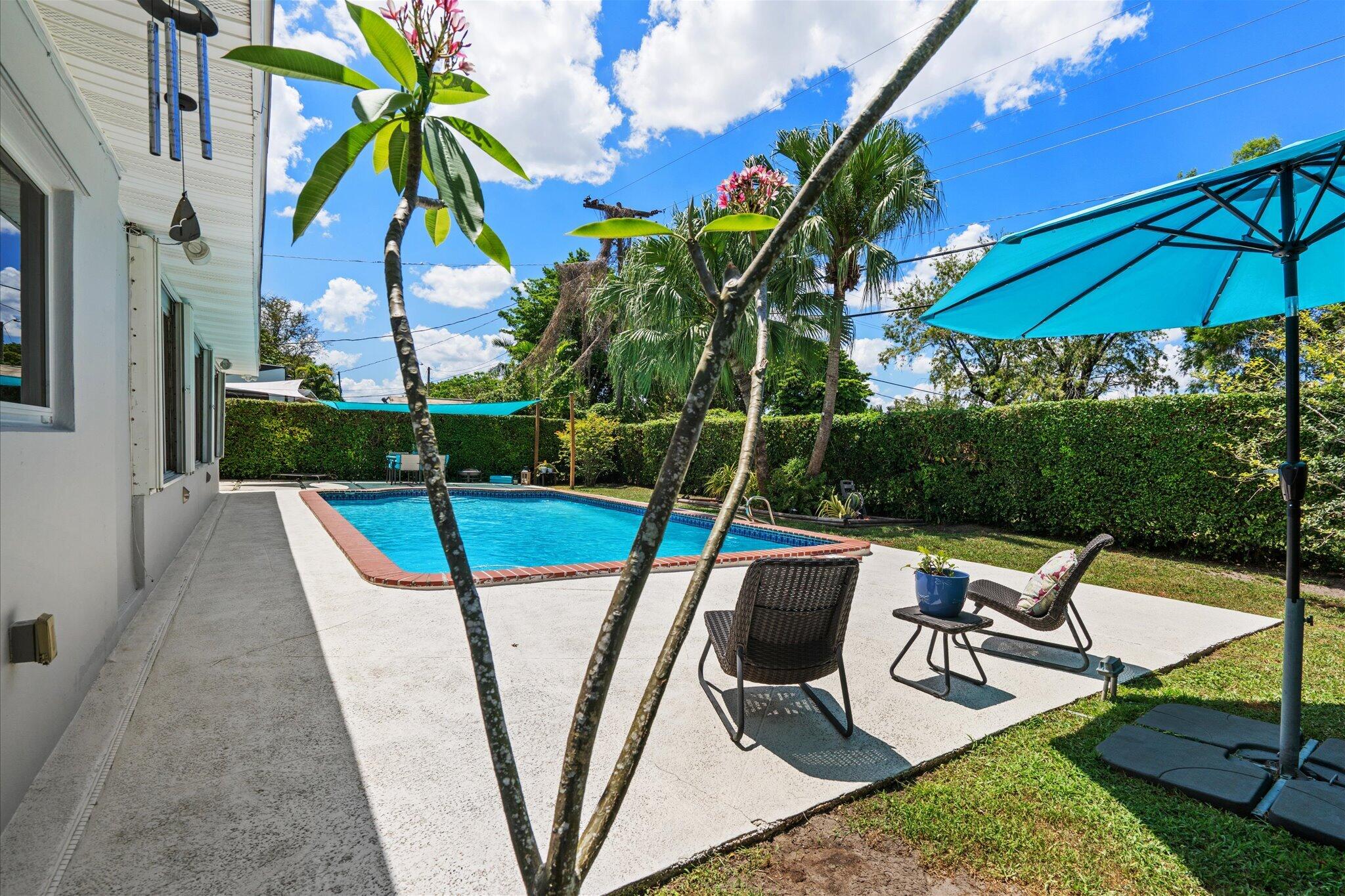 8341 Southwest 14th Street Miami, FL 33144 - Photo 37 of 41 36-26-mkw03347
