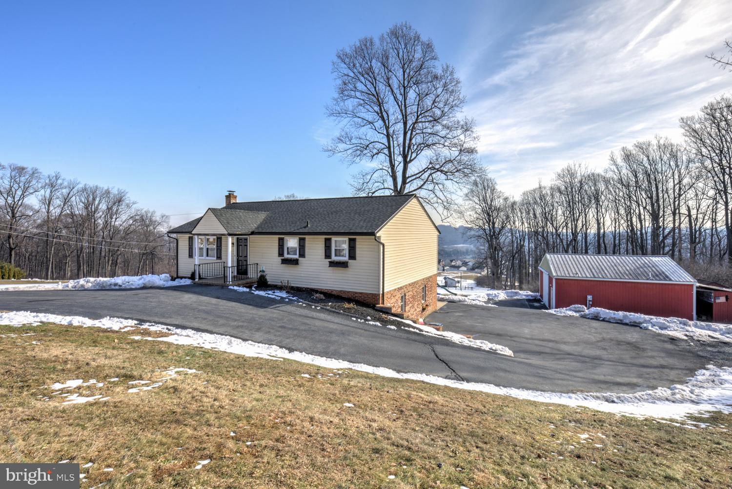 63 Preston Road Reading, PA 19608 - Photo 2 of 40