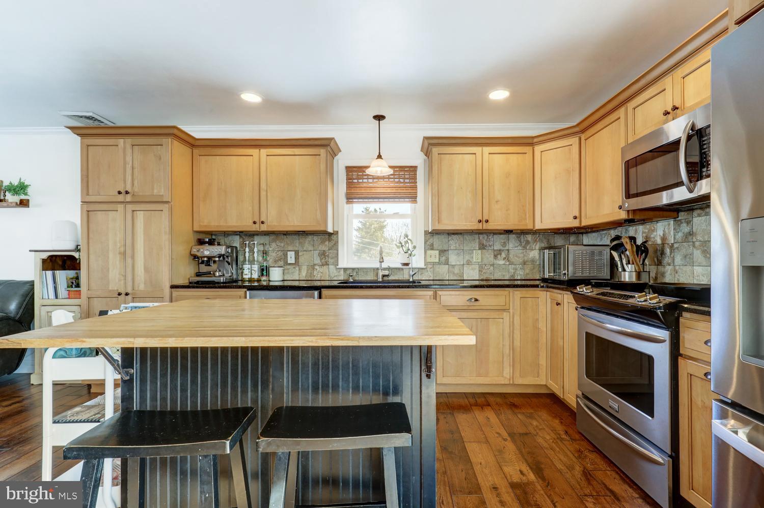 63 Preston Road Reading, PA 19608 - Photo 22 of 40