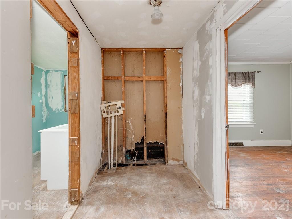 179 Harris Holly Springs Road Rutherfordton, NC 28139 - Photo 17 of 24 wooden floor and chair in a room