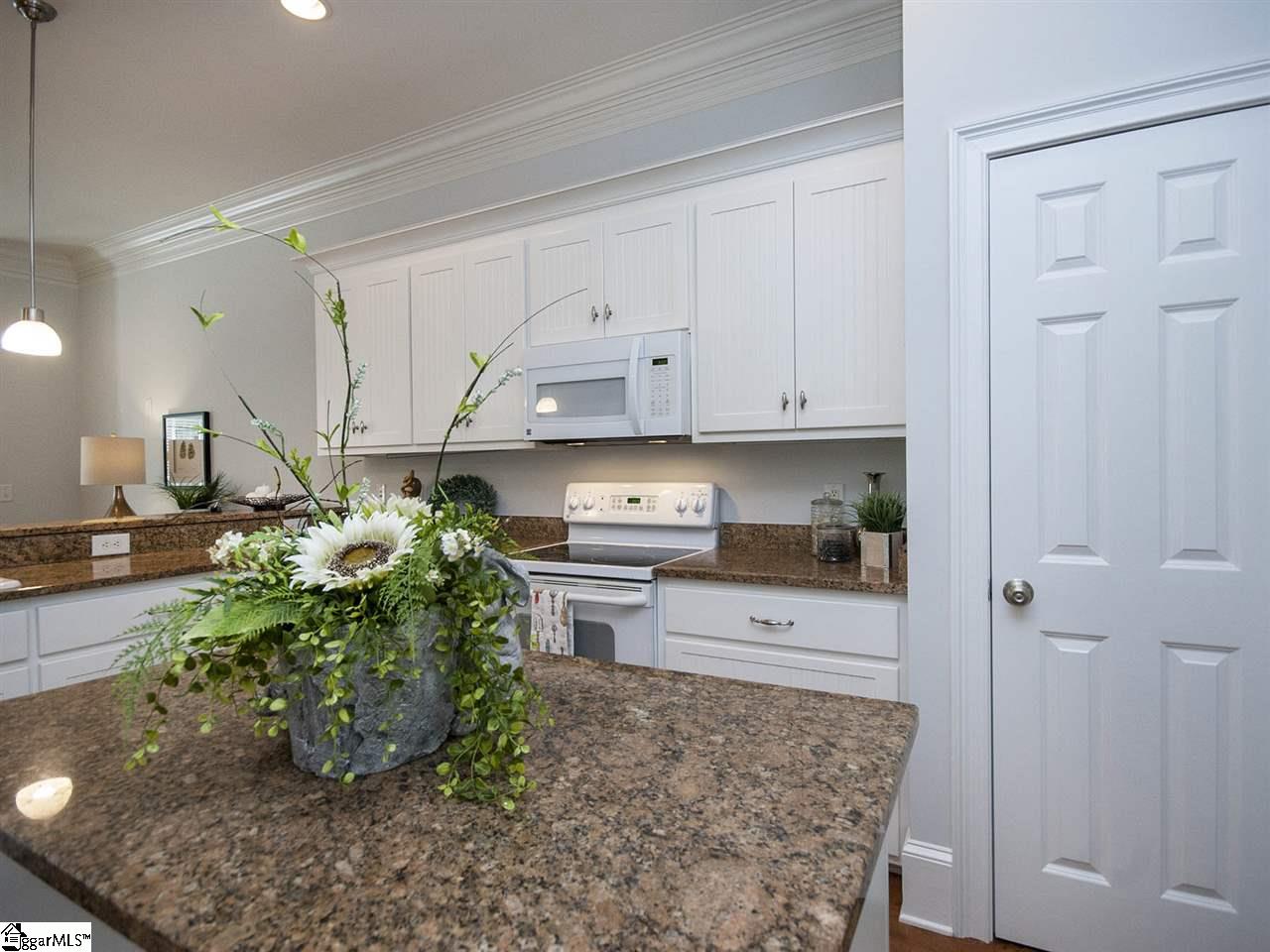 21 Rivoli Lane Greenville, SC 29615 - Photo 14 of 36 Gallery Image 14