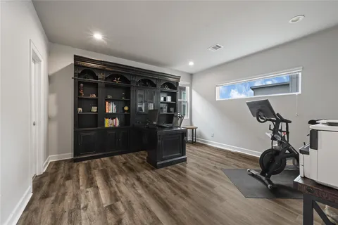 $525,000 | 5702 Pampero Lane, Houston, TX 77092