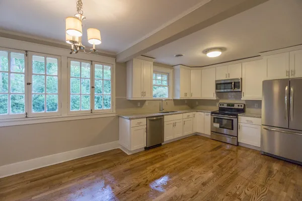 $475,000 | 1844 Cowden Avenue, Memphis, TN 38104