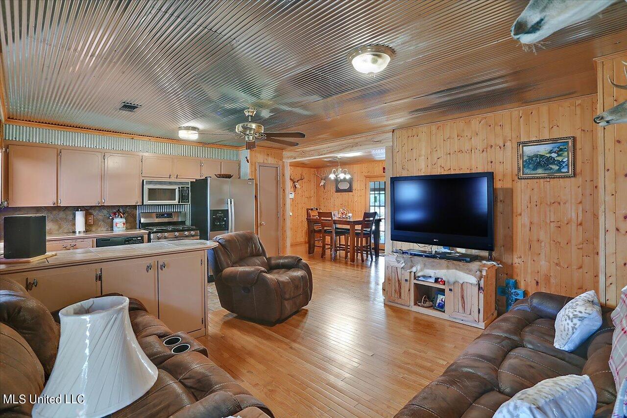 285 Harkins Road Carthage, MS 39051 - Photo 13 of 25 05-285 Harkins Rd