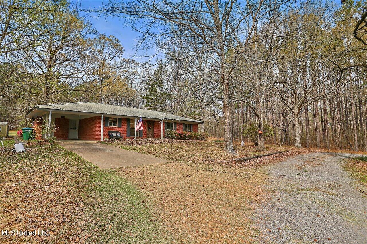 285 Harkins Road Carthage, MS 39051 - Photo 2 of 25 03-285 Harkins Rd