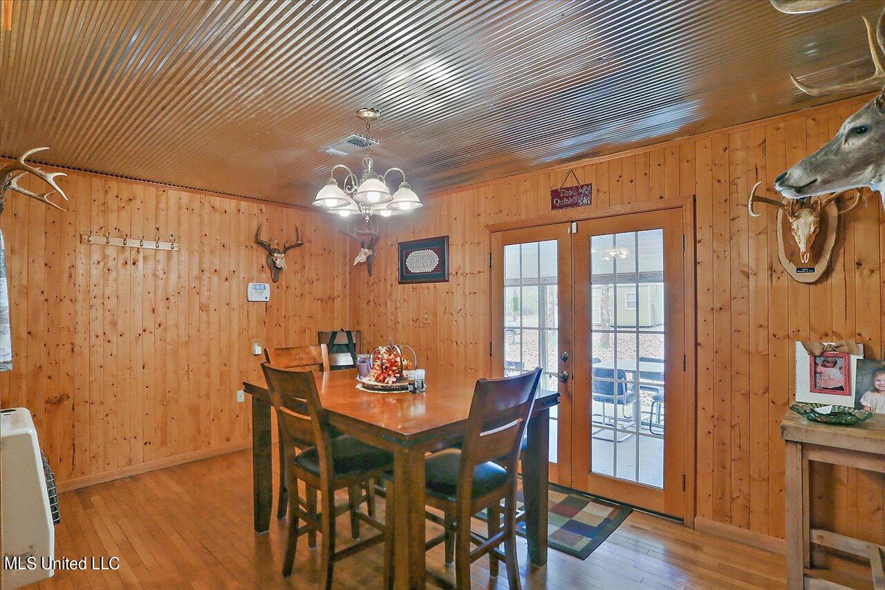 285 Harkins Road Carthage, MS 39051 - Photo 9 of 25 13-285 Harkins Rd