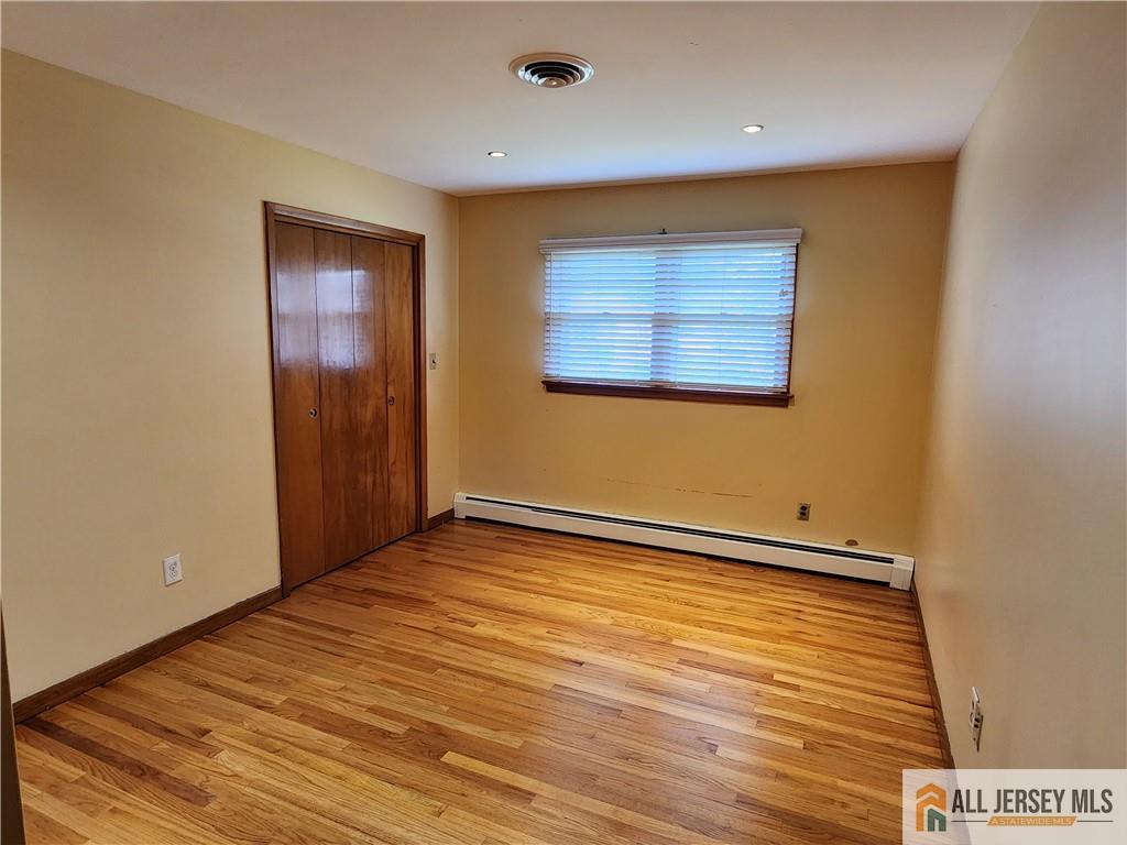 968 New Dover Road Edison, NJ 08820 - Photo 13 of 25