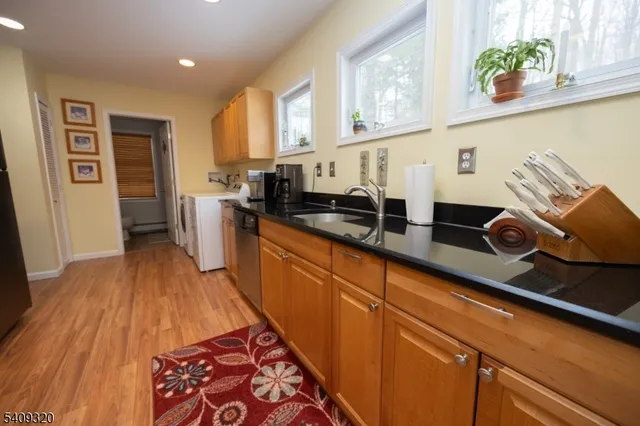 $365,000 | 64 Hilltop Trail, Sparta, NJ 07871