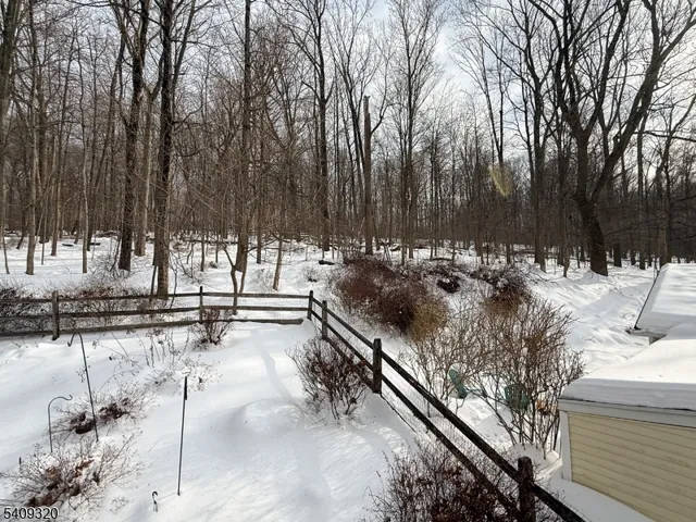 $365,000 | 64 Hilltop Trail, Sparta, NJ 07871