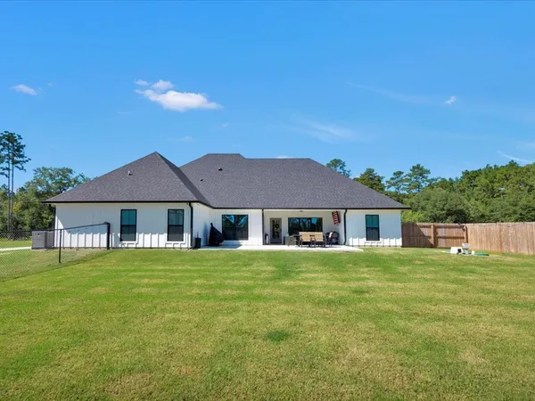 $580,000 | 387 C C Road, Diboll, TX 75941