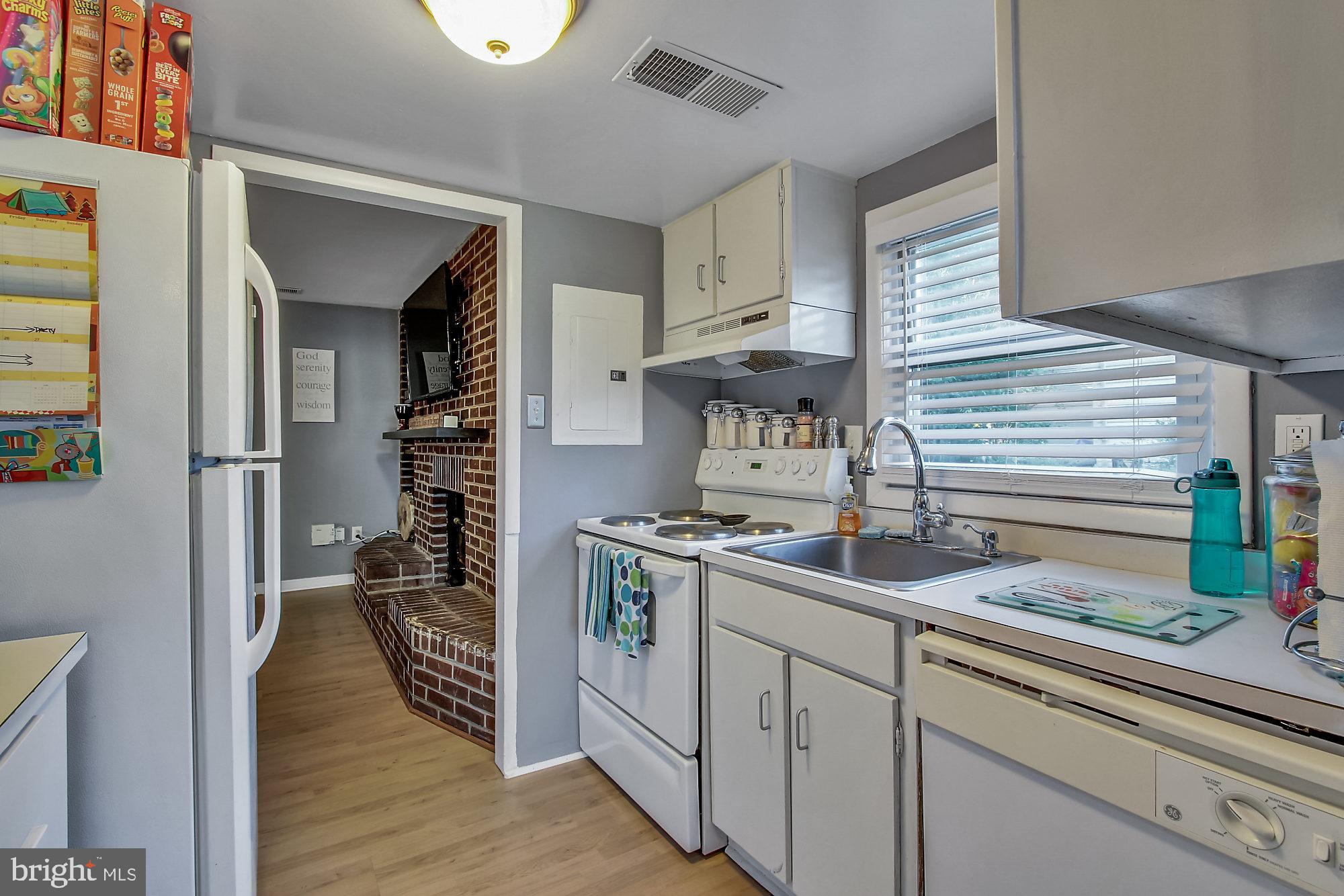 209 Haverhill Road Joppa, MD 21085 - Photo 11 of 26 Kitchen
