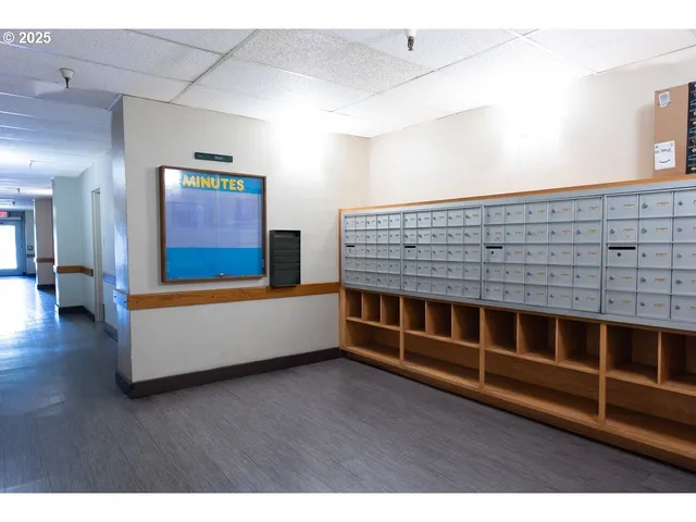 $260,000 | 1313 Lincoln Street, Unit 408, Eugene, OR 97401