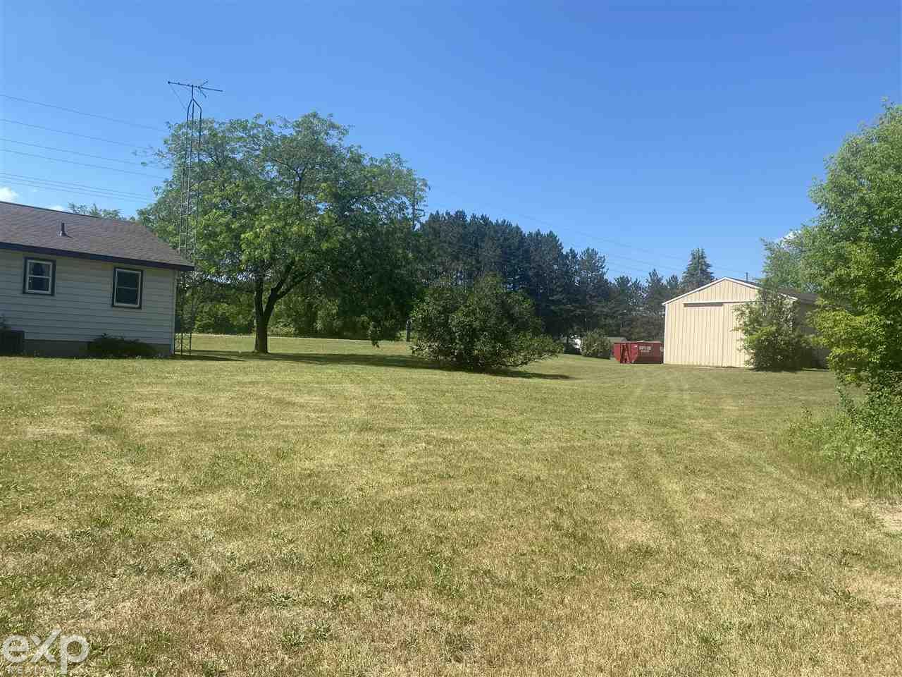 1397 Gun Club Road Caro, MI 48723 - Photo 5 of 35
