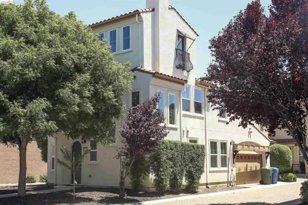 $695,000 | 2100 Carrara Street, Brentwood, CA 94513