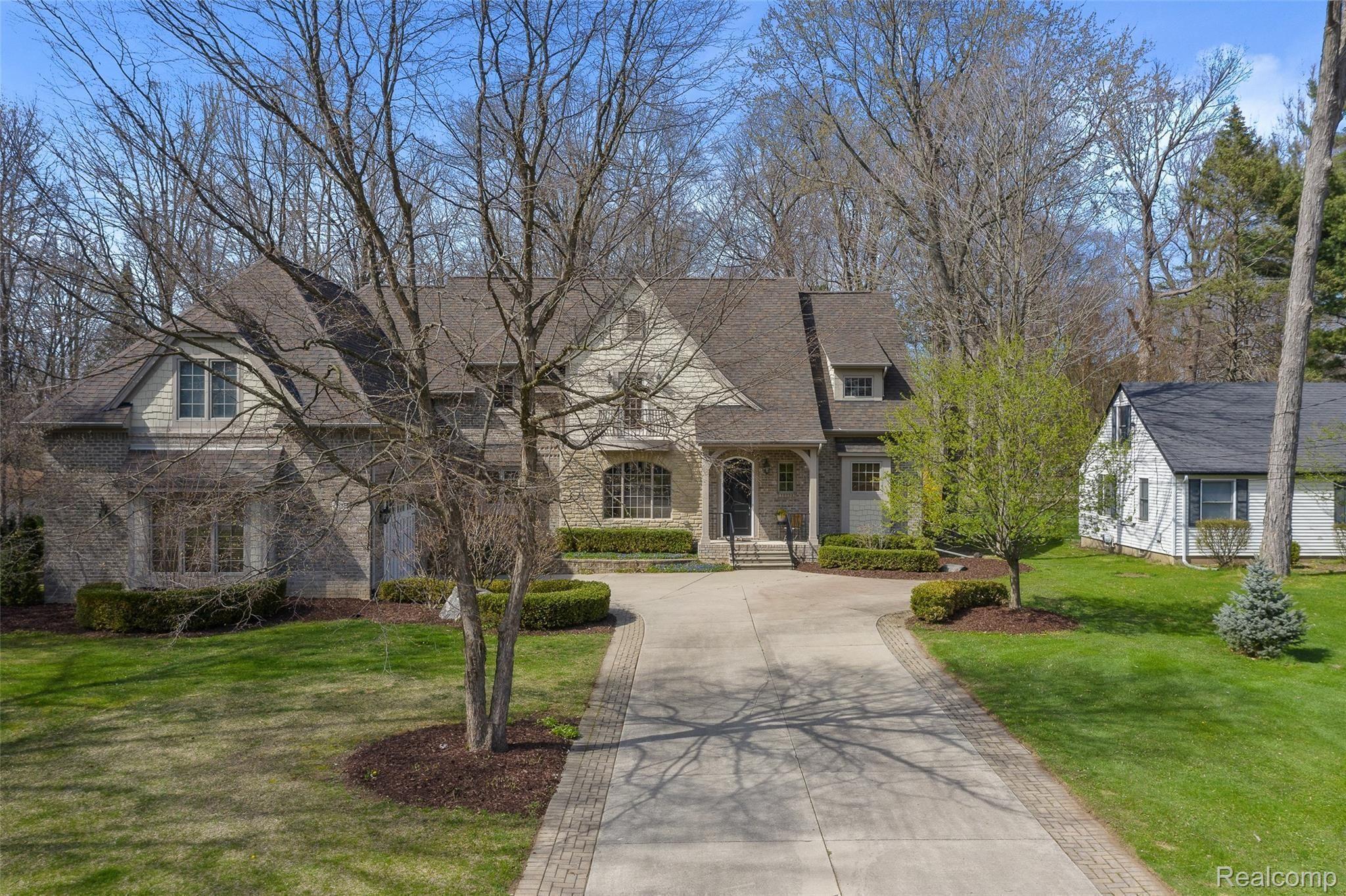 523 Trinway Road Troy, MI 48085 - Photo 3 of 55 523 Trinway-3.jpg