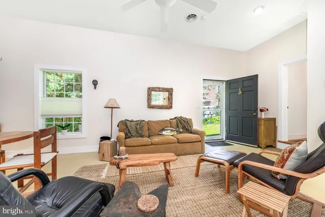 $549,999 | 506 Goldsborough Street, Easton, MD 21601