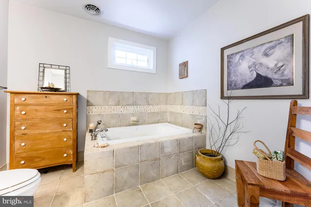 $549,999 | 506 Goldsborough Street, Easton, MD 21601