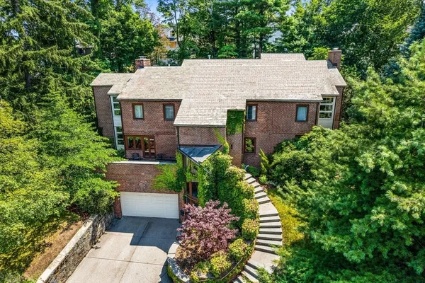 $2,849,500 | 34 Lagrange Street, Brookline, MA 02467