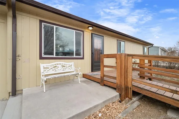 a view of a house with a outdoor space