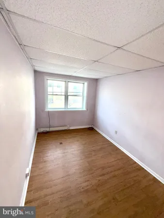 $800 | 15 North Washington Street, Unit 4, Berkeley Springs, WV 25411