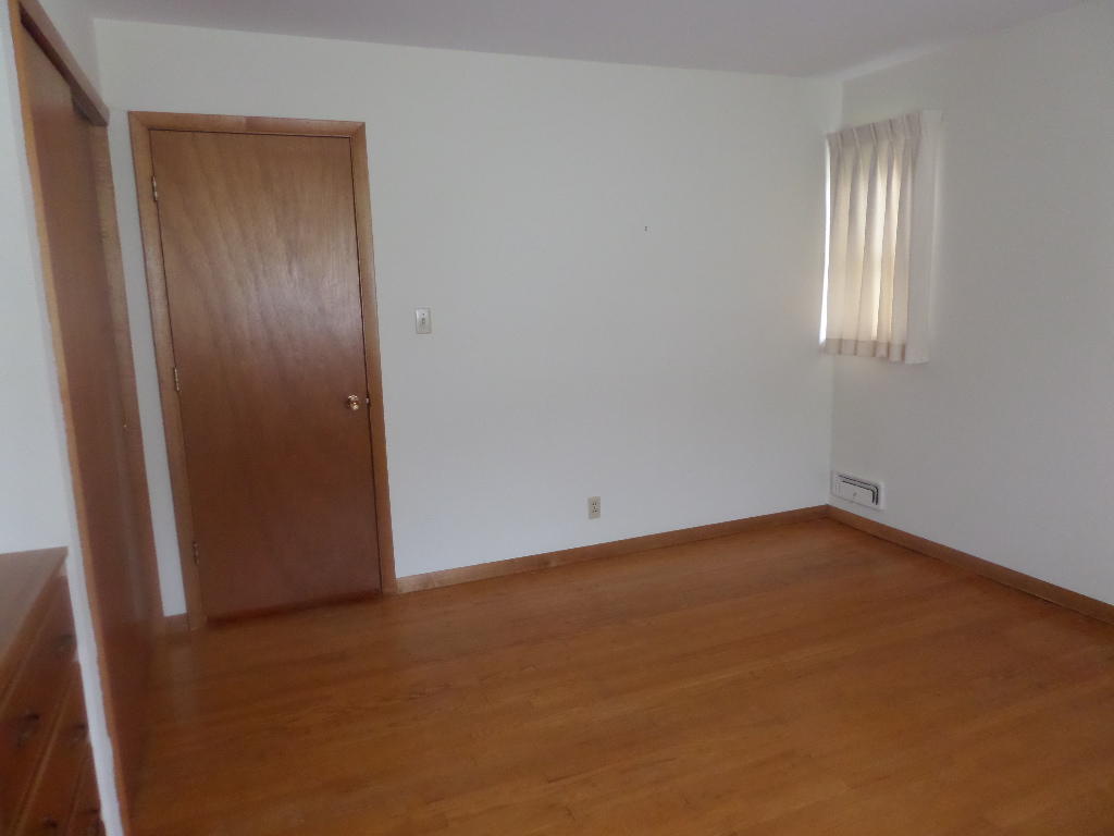 107 Colby Road Oak Ridge, TN 37830 - Photo 20 of 30 Second Bedroom