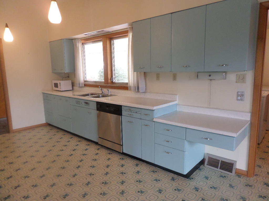 107 Colby Road Oak Ridge, TN 37830 - Photo 3 of 30 Kitchen