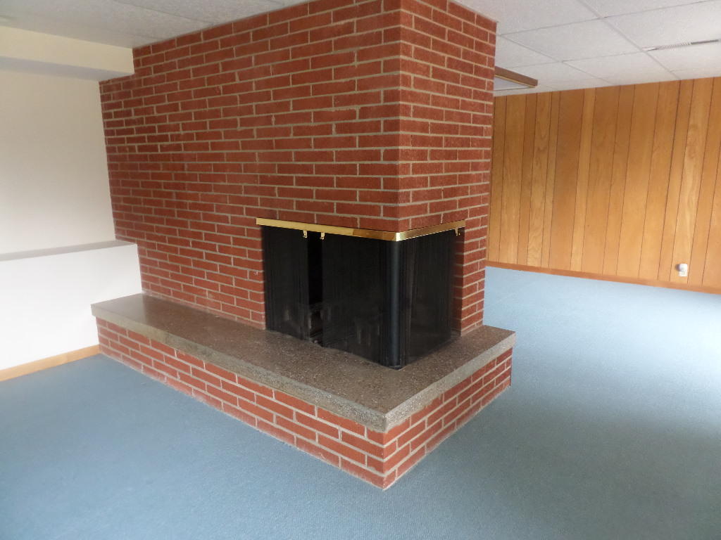 107 Colby Road Oak Ridge, TN 37830 - Photo 25 of 30 Raised Hearth Fireplace
