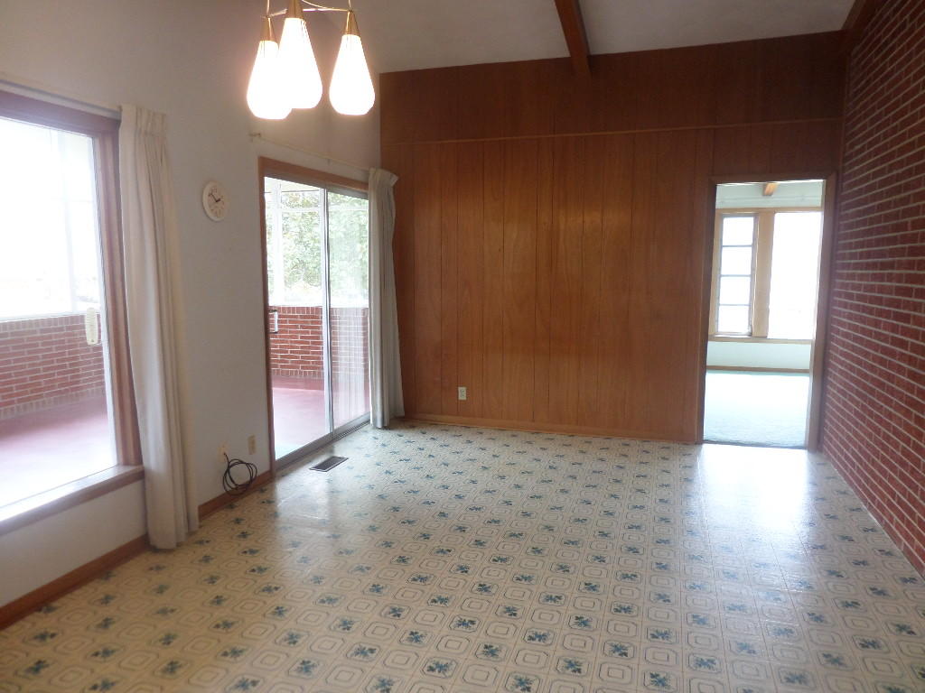 107 Colby Road Oak Ridge, TN 37830 - Photo 6 of 30 Breakfast Area
