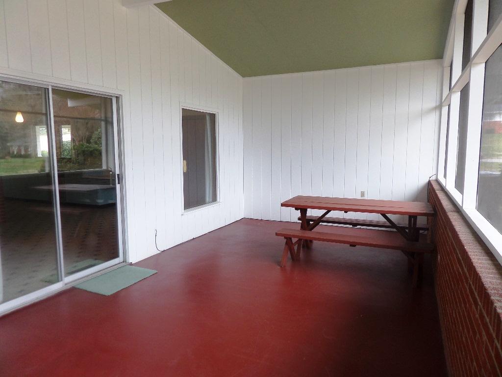 107 Colby Road Oak Ridge, TN 37830 - Photo 10 of 30 Screened Porch