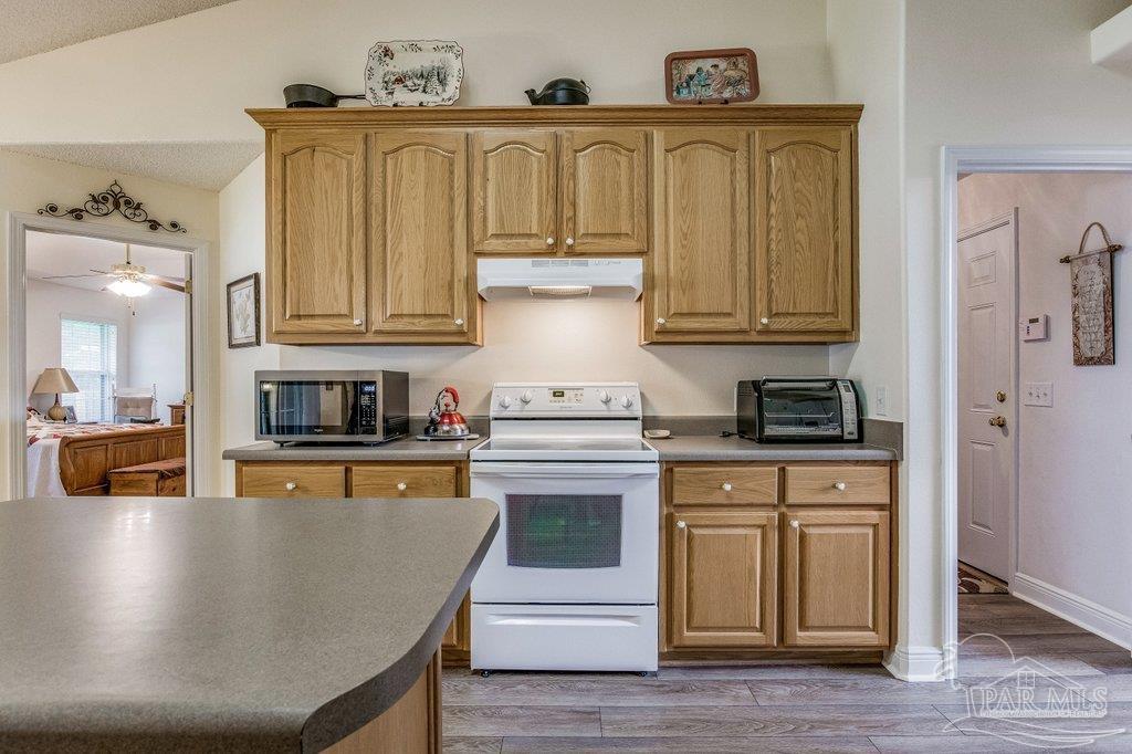 2708 Wallace Lake Road Pace, FL 32571 - Photo 16 of 50 Gallery Image 16