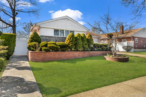 $799,000 | 600 Astor Street, Elmont, NY 11003