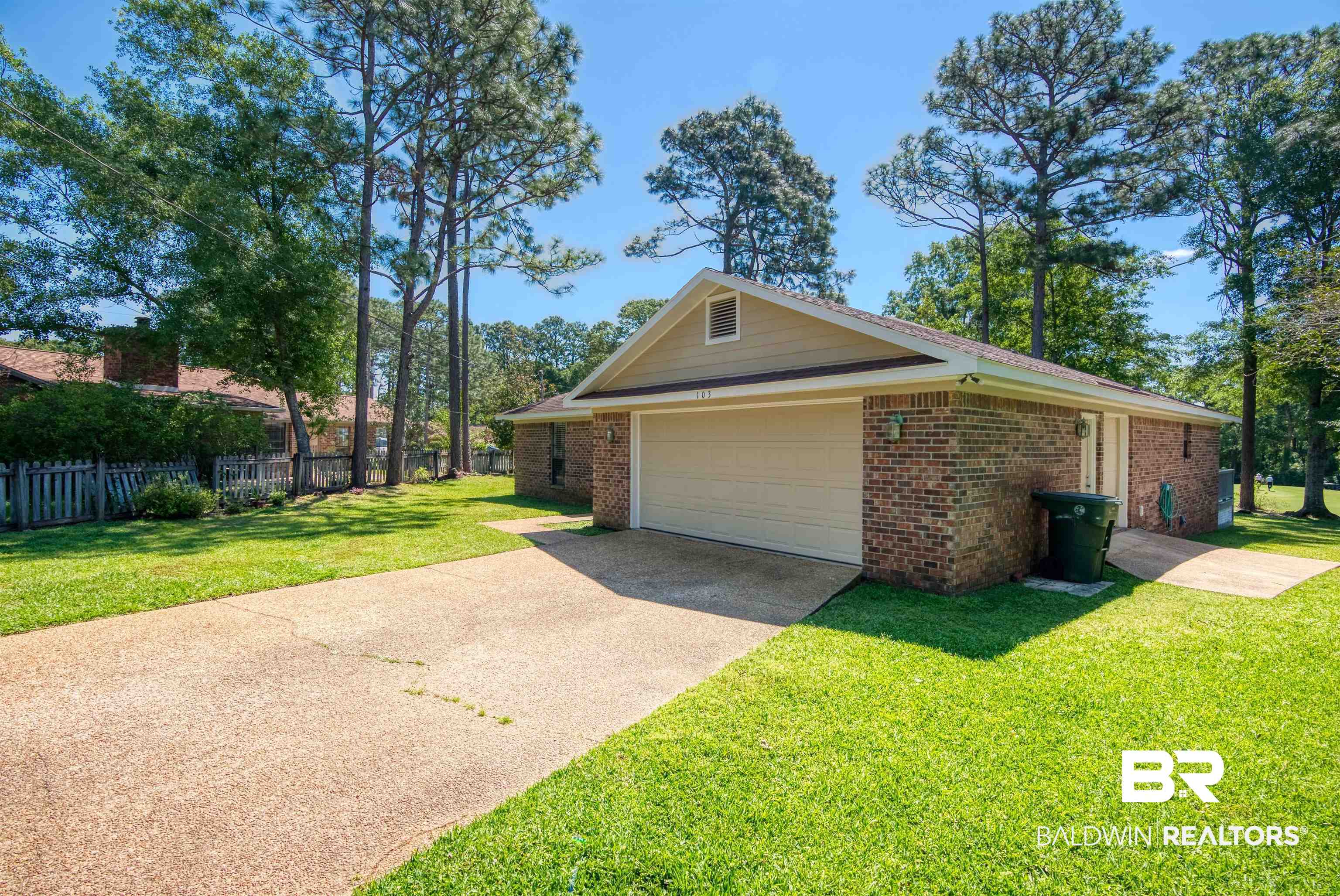 103 Laverne Circle Daphne, AL 36526 - Photo 3 of 43