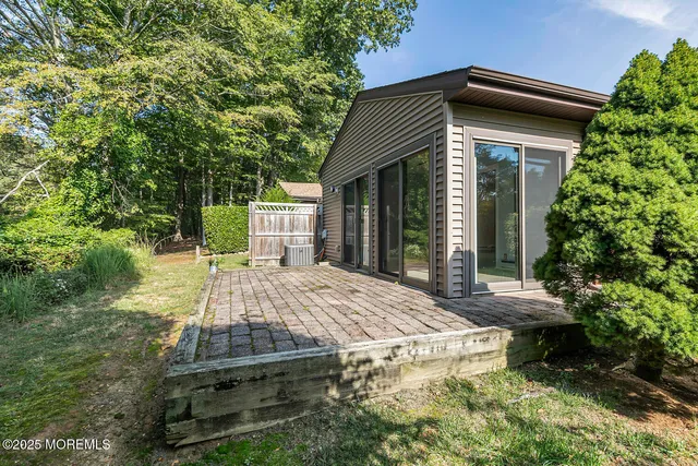 $499,999 | 60 Falmouth Court, Red Bank, NJ 07701