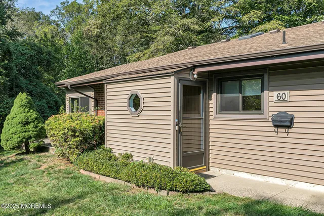 $499,999 | 60 Falmouth Court, Red Bank, NJ 07701