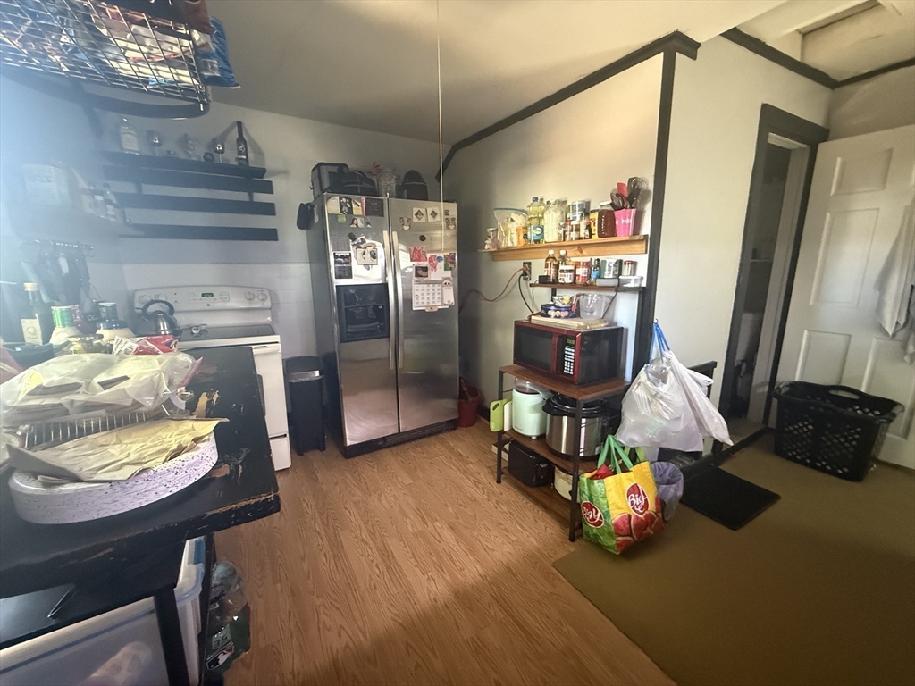 33 Adam Street Pittsfield, MA 01201 - Photo 17 of 29