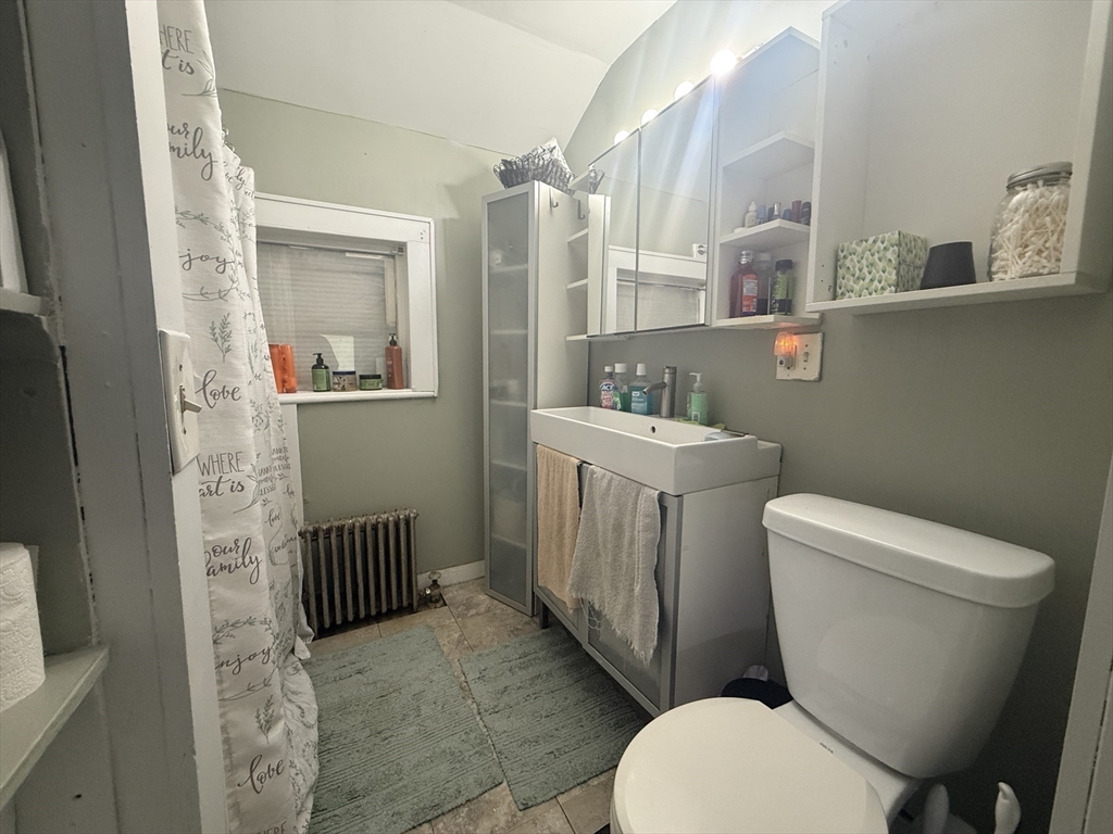 33 Adam Street Pittsfield, MA 01201 - Photo 19 of 29