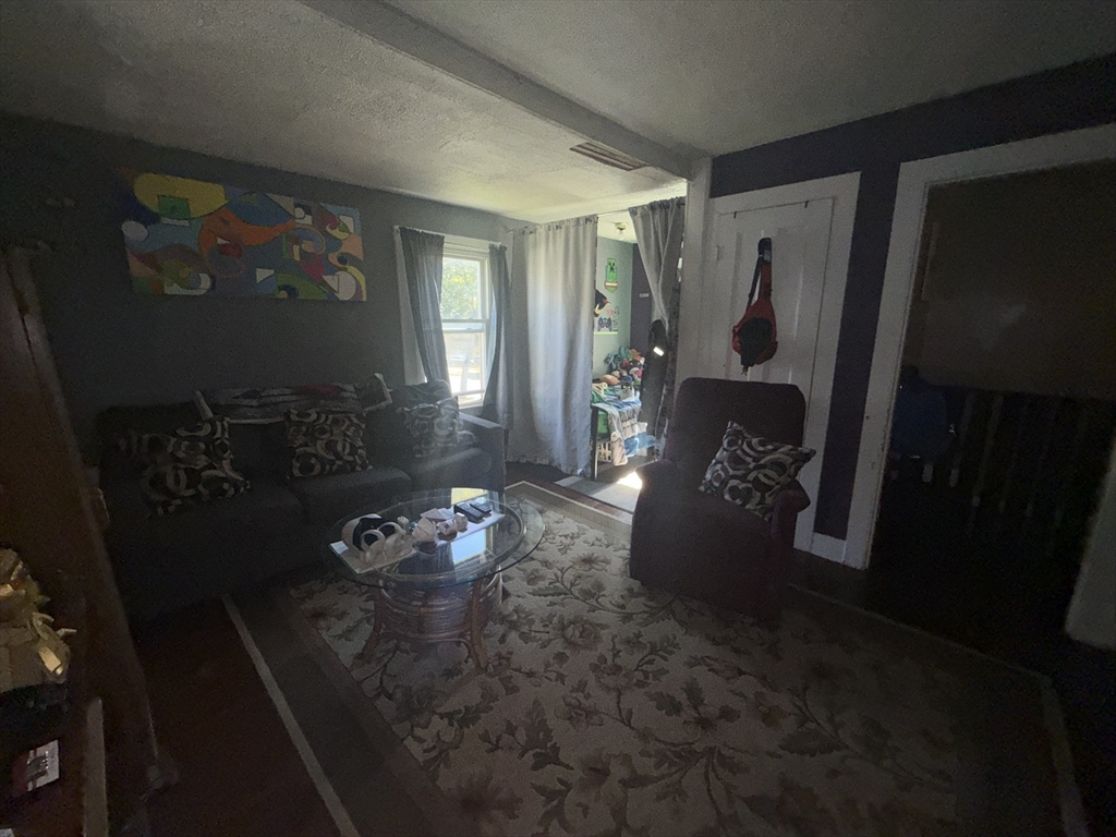 33 Adam Street Pittsfield, MA 01201 - Photo 22 of 29