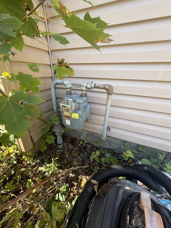 33 Adam Street Pittsfield, MA 01201 - Photo 26 of 29