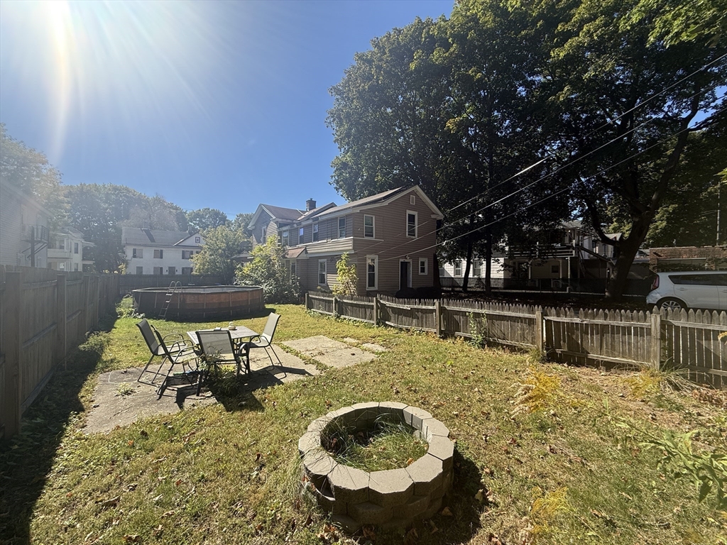 33 Adam Street Pittsfield, MA 01201 - Photo 3 of 29