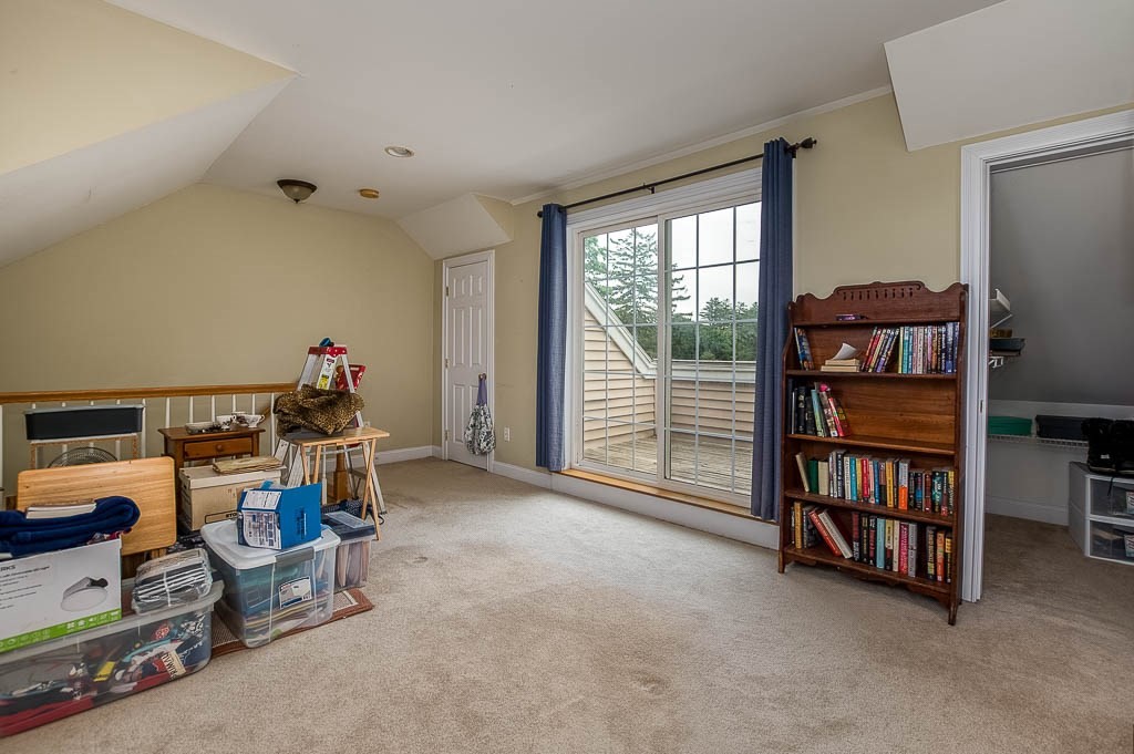 289 Chace Street, Unit B Clinton, MA 01510 - Photo 15 of 18