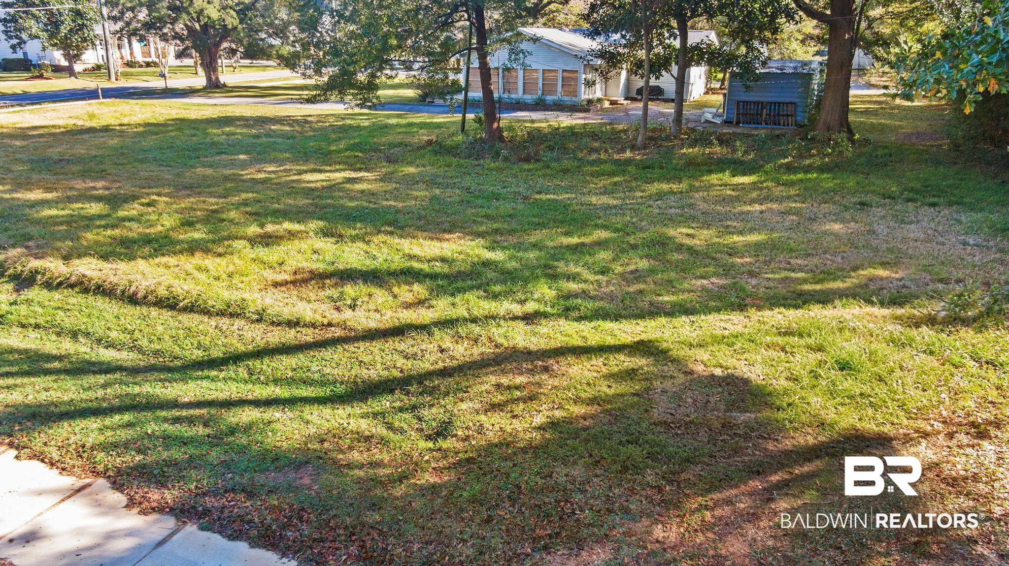 20202 County Road 13 Fairhope, AL 36532 - Photo 6 of 20 View of grassy yard