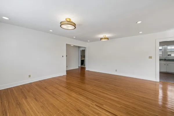 $379,900 | 225 Jackson Avenue, Carthage, TN 37030