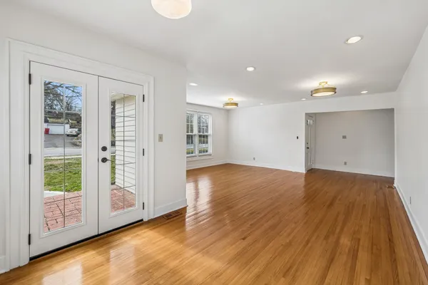 $379,900 | 225 Jackson Avenue, Carthage, TN 37030