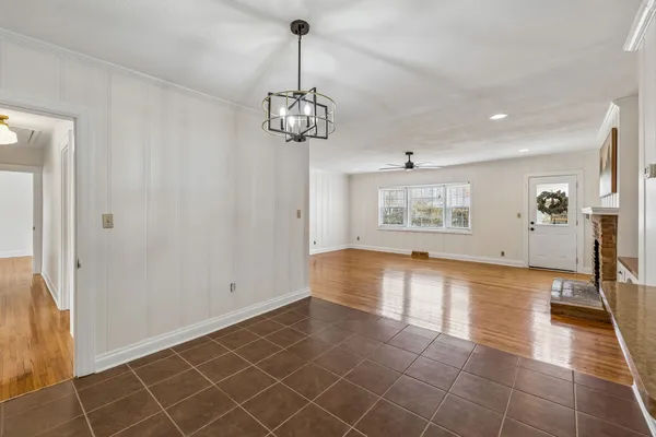 $379,900 | 225 Jackson Avenue, Carthage, TN 37030