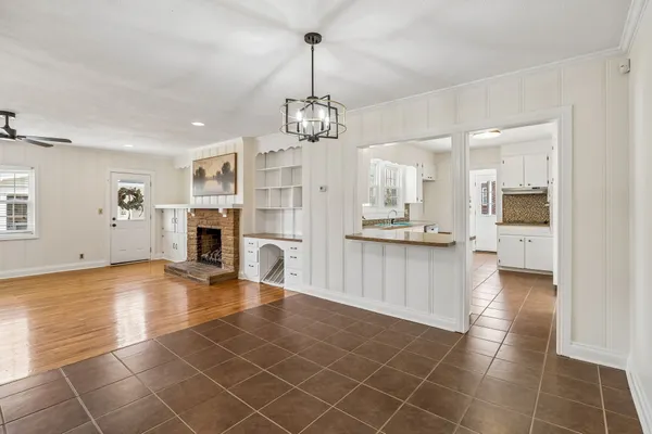 $379,900 | 225 Jackson Avenue, Carthage, TN 37030