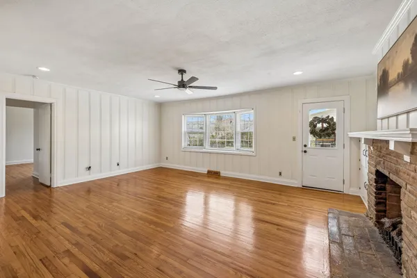 $379,900 | 225 Jackson Avenue, Carthage, TN 37030