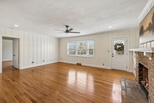 $379,900 | 225 Jackson Avenue, Carthage, TN 37030